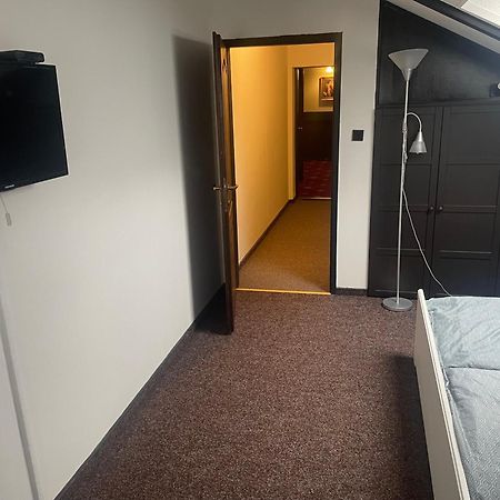 Hotel Lovecky Zamecek Orion 利贝雷茨 外观 照片